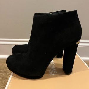 Excellent Condition Michael Kors Booties 7.5M